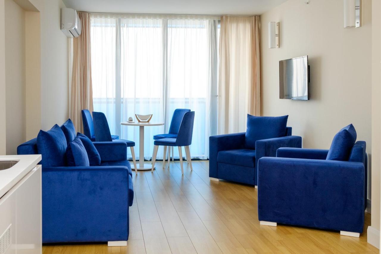 Manco Apartments Batumi Exterior photo